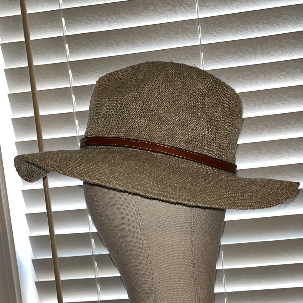 Disney Parks Woven Safari Hat,Tan Hat with Brown Band - Picture 6 of 8